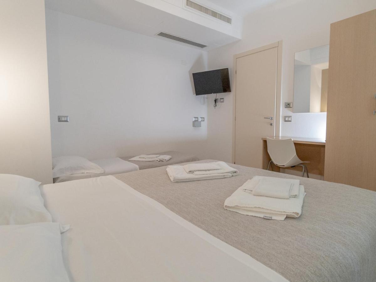 Residence Perla Misano Adriatico Zewnętrze zdjęcie